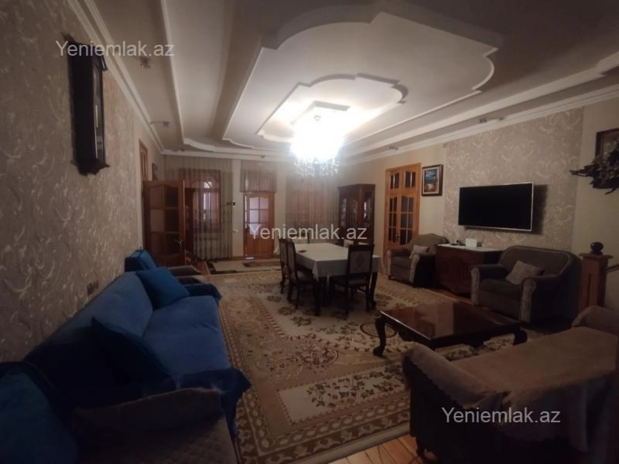 Satılır 7 otaqlı həyət evi 341 m²