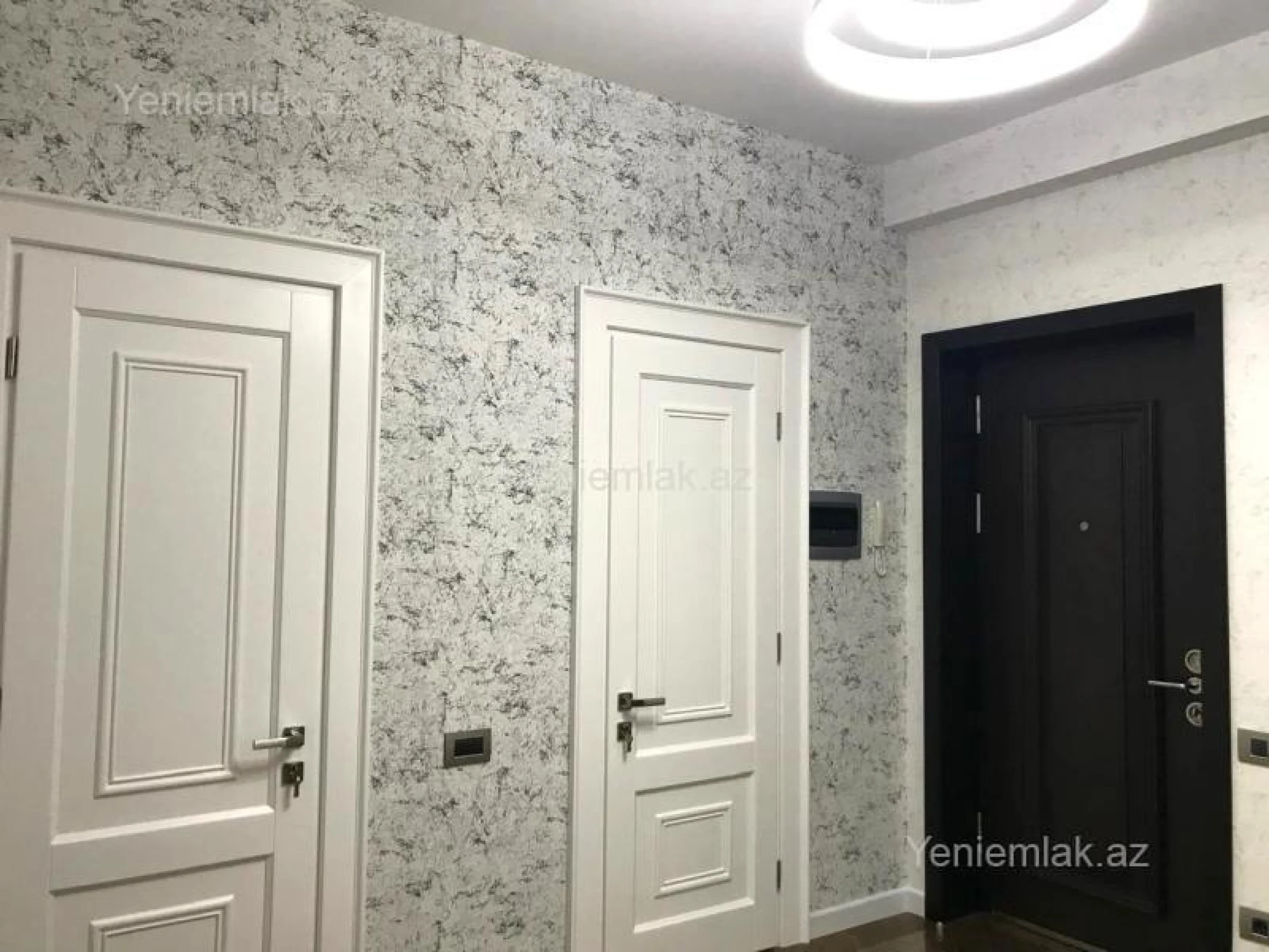 Satılır 3 otaqlı yeni tikili 105 m²