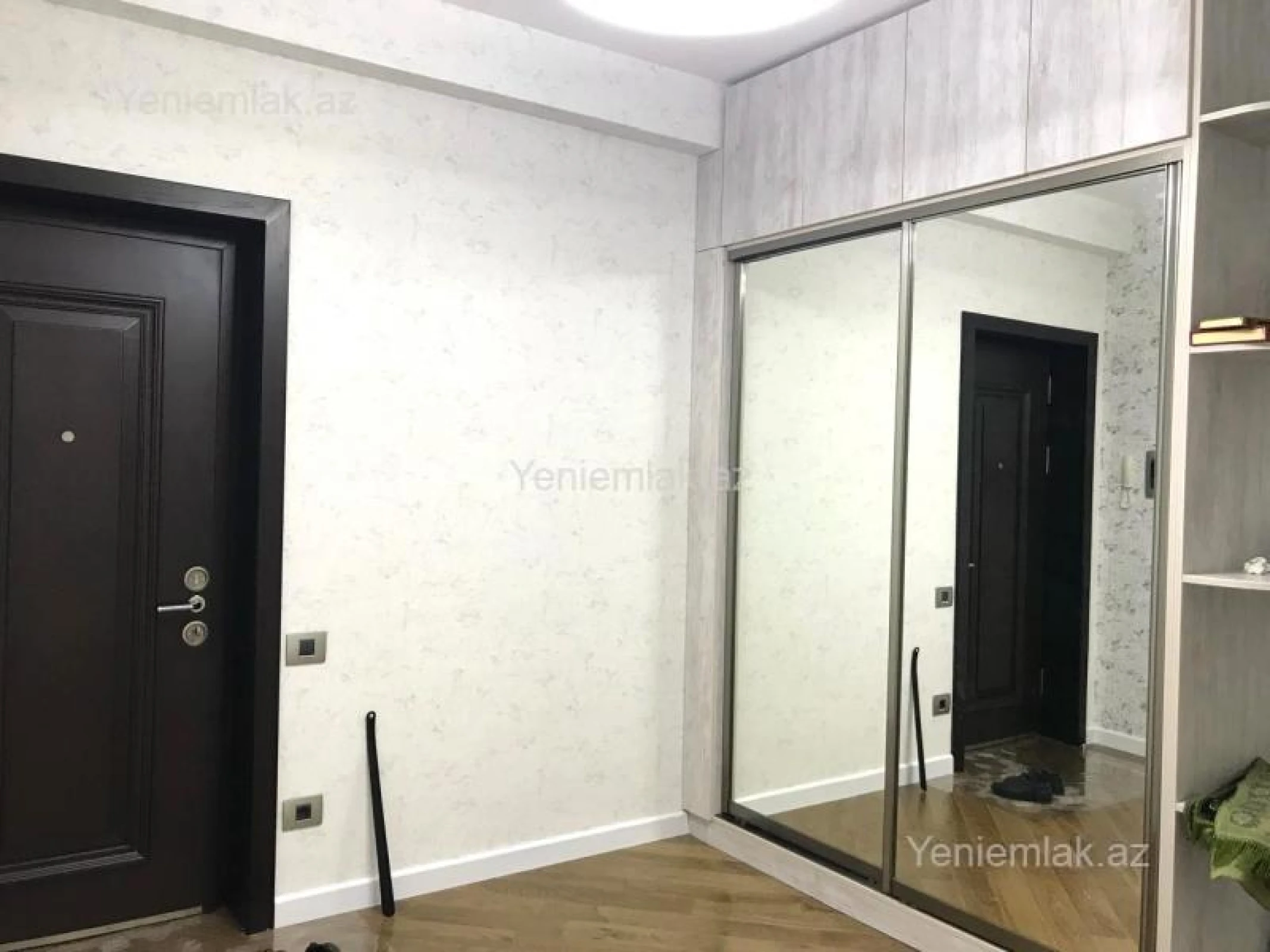 Satılır 3 otaqlı yeni tikili 105 m²