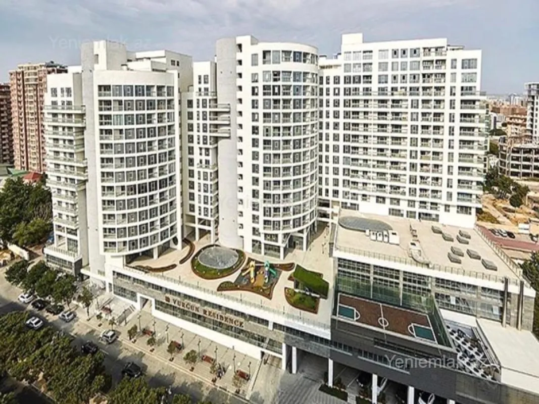 Satılır 3 otaqlı yeni tikili 105 m²