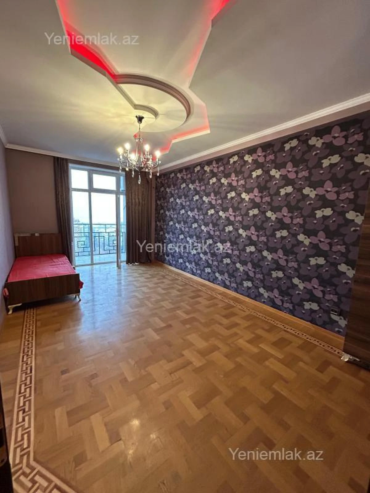 Satılır 4 otaqlı yeni tikili 220 m²