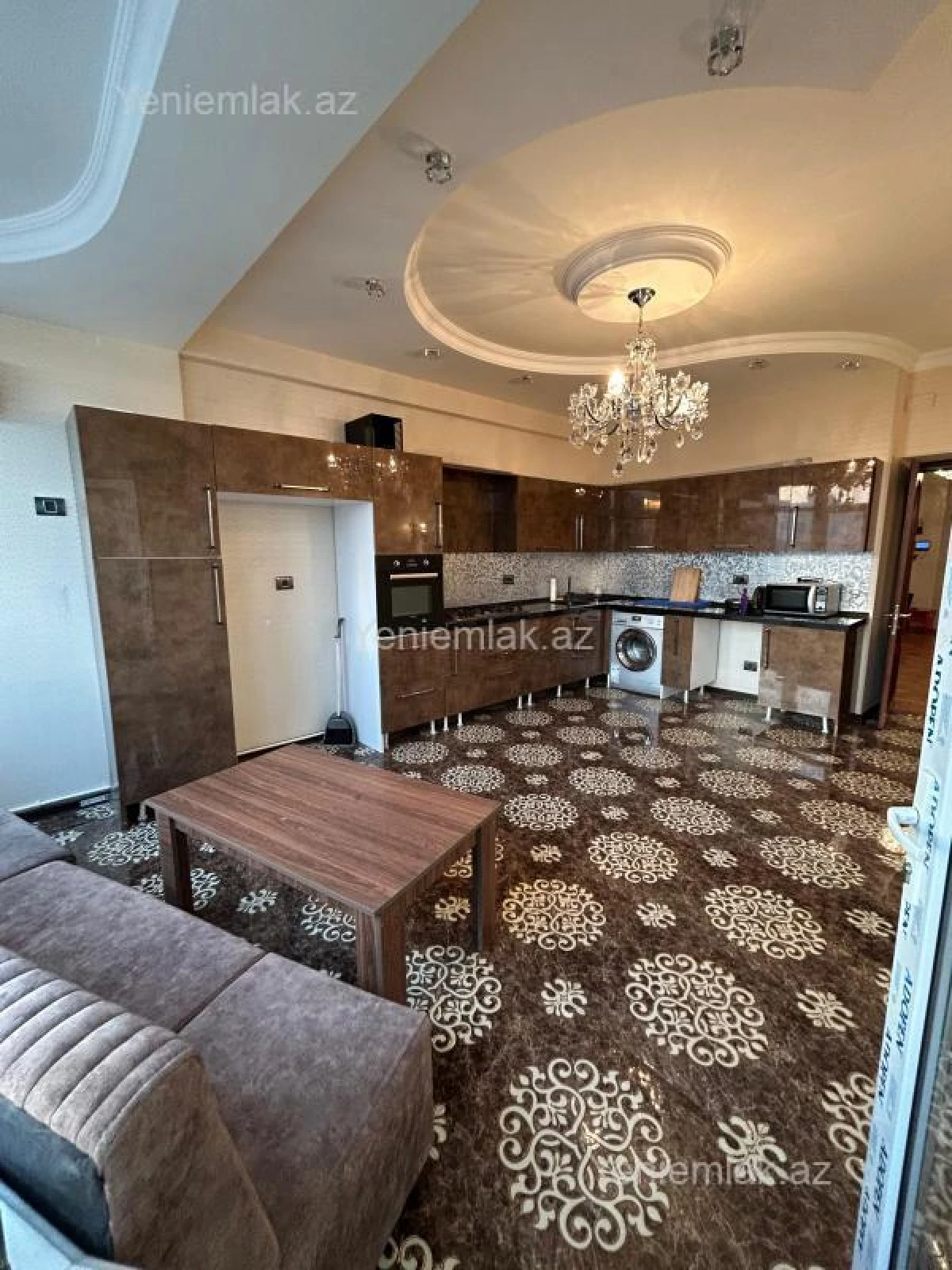 Satılır 4 otaqlı yeni tikili 220 m²