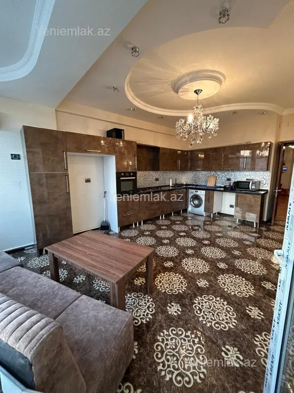 Satılır 4 otaqlı yeni tikili 220 m²