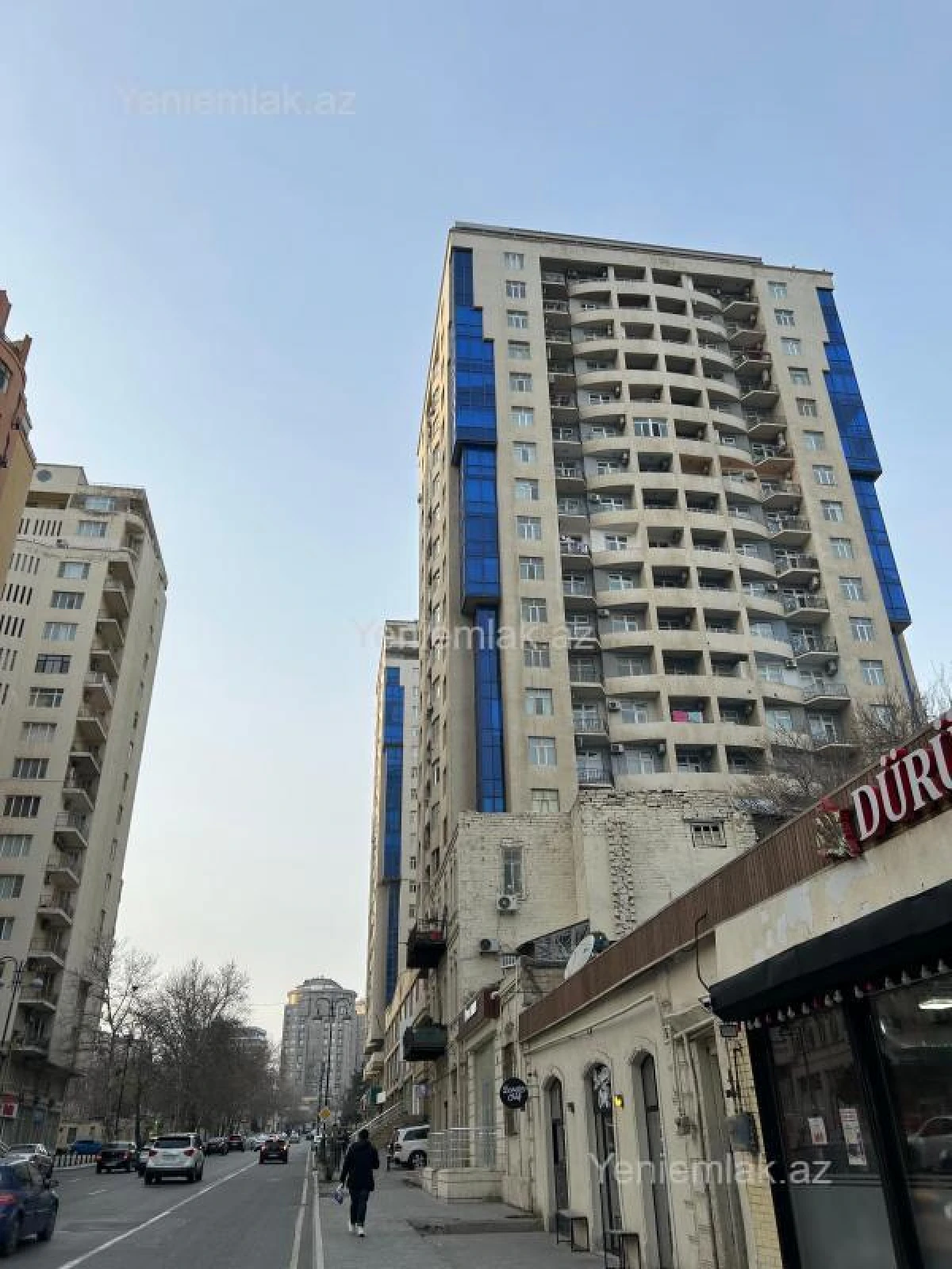Satılır 4 otaqlı yeni tikili 220 m²