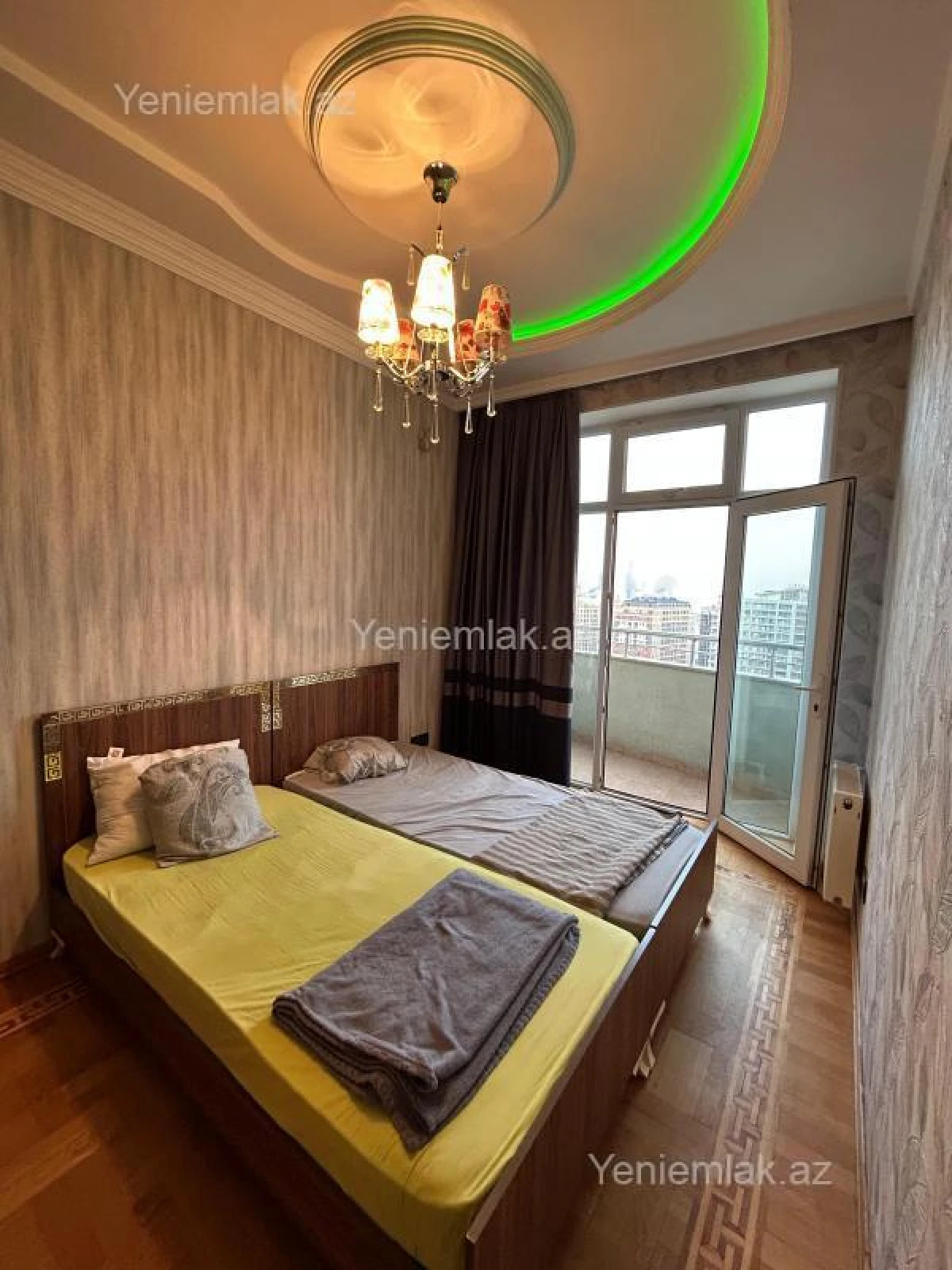 Satılır 4 otaqlı yeni tikili 220 m²