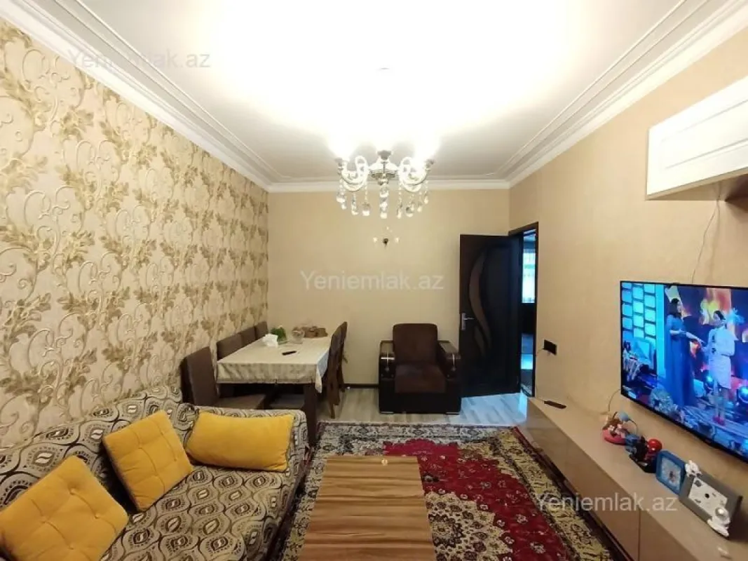 Satılır 3 otaqlı köhnə tikili 75 m²