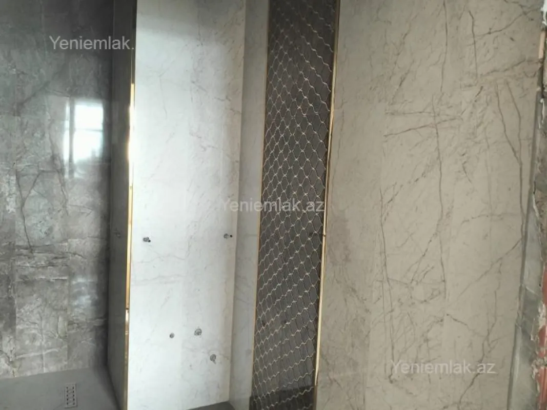 Satılır 3 otaqlı yeni tikili 129 m²