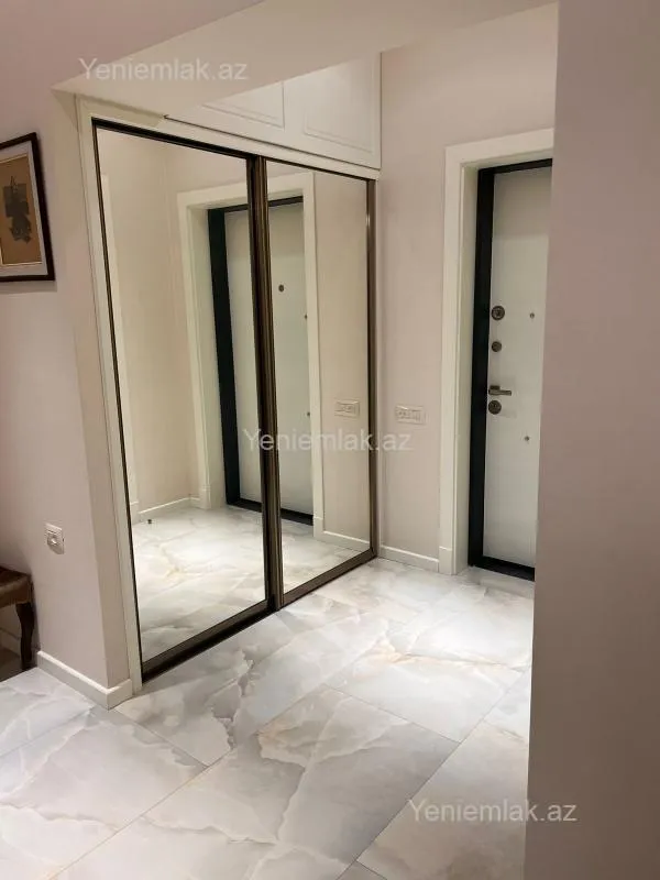 Satılır 2 otaqlı yeni tikili 90 m²