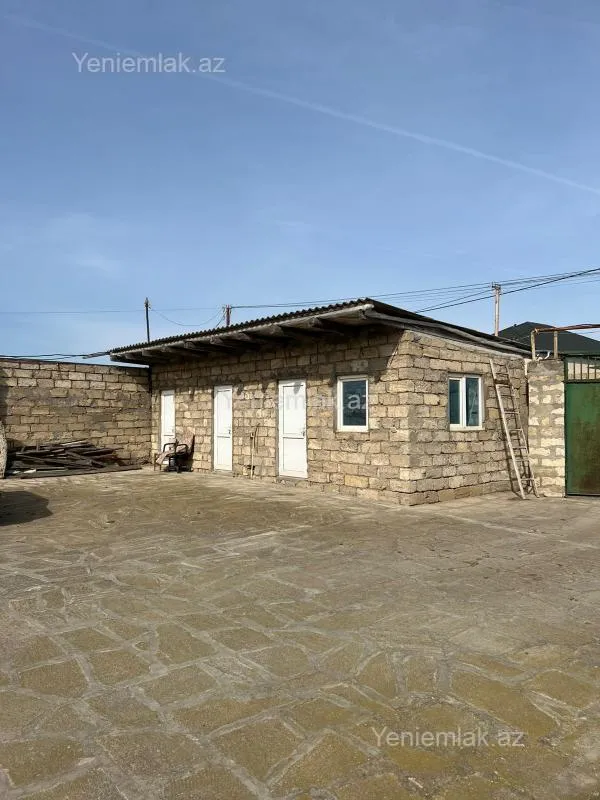 Satılır 4 otaqlı həyət evi 110 m²