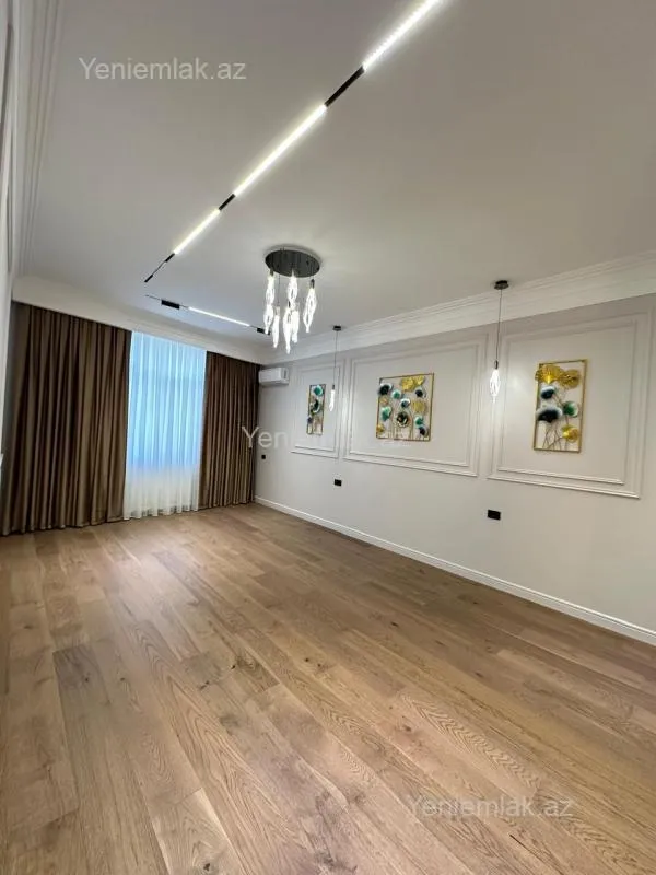 Satılır 4 otaqlı yeni tikili 190 m²