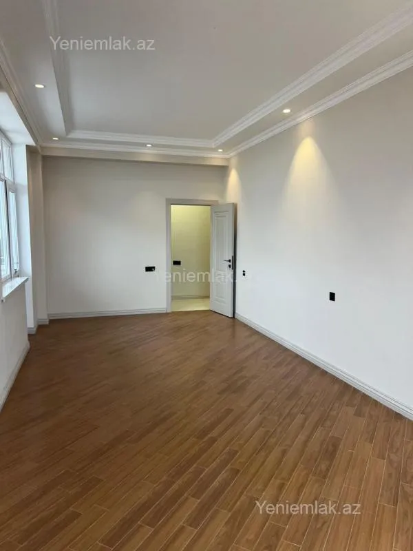 Satılır 4 otaqlı yeni tikili 195 m²