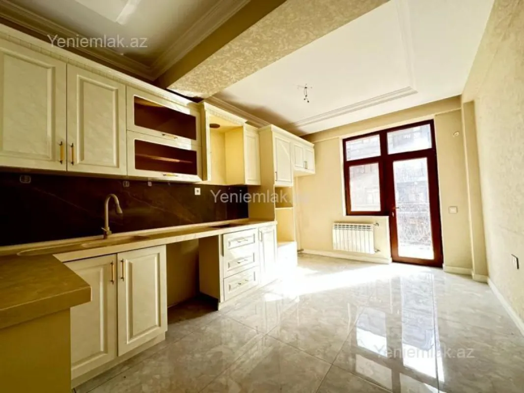 Satılır 3 otaqlı yeni tikili 129.81 m²