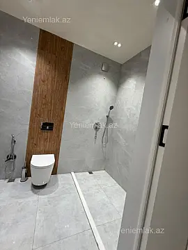 Satılır 6 otaqlı həyət evi 240 m²