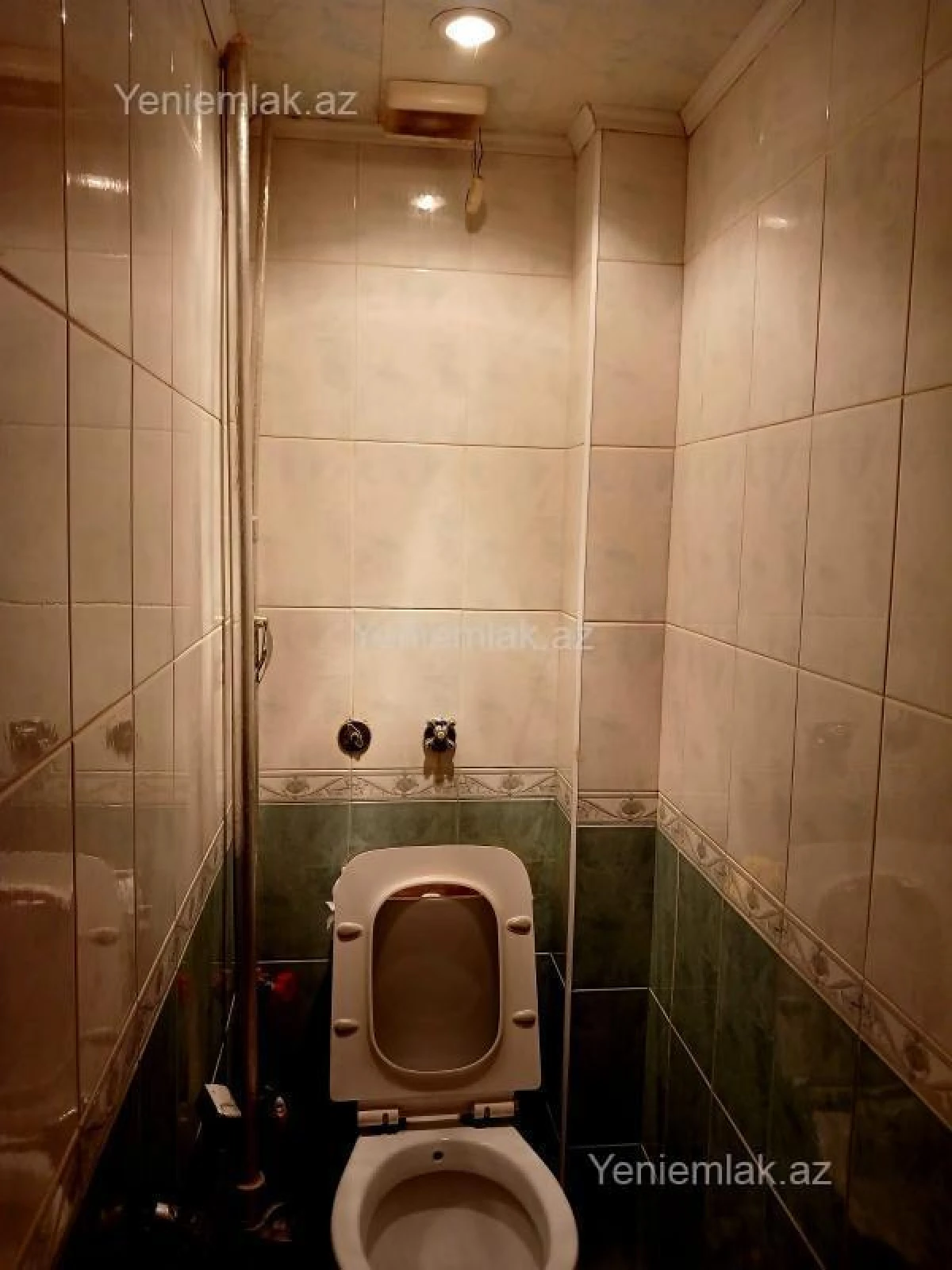Satılır 3 otaqlı köhnə tikili 70 m²