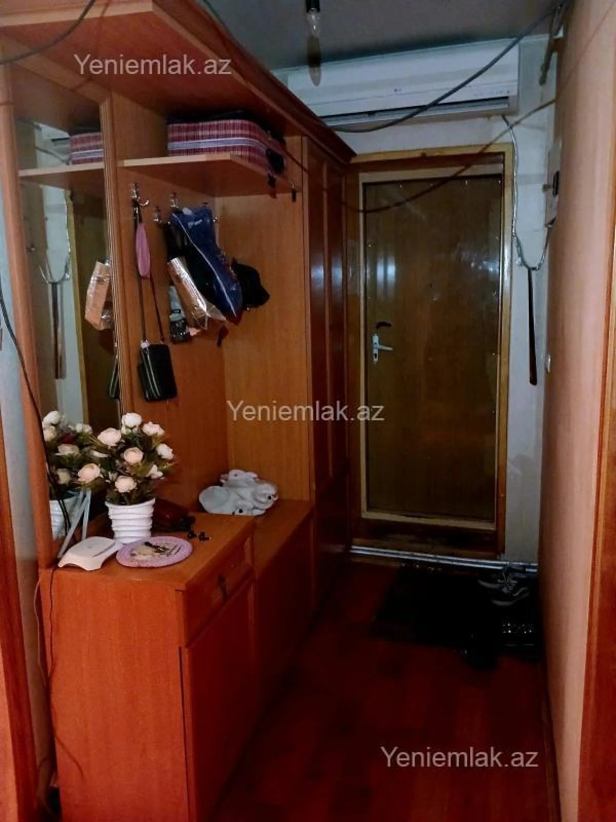 Satılır 3 otaqlı köhnə tikili 70 m²