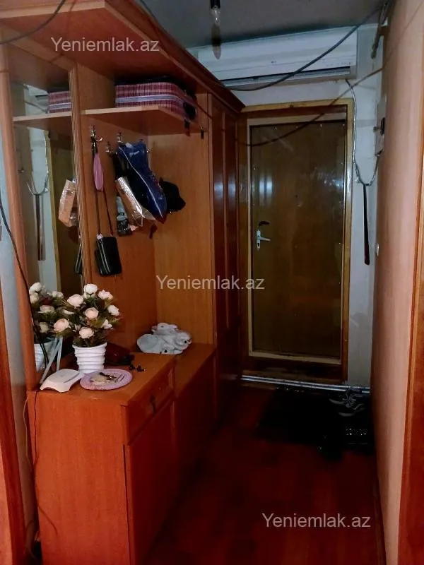 Satılır 3 otaqlı köhnə tikili 70 m²