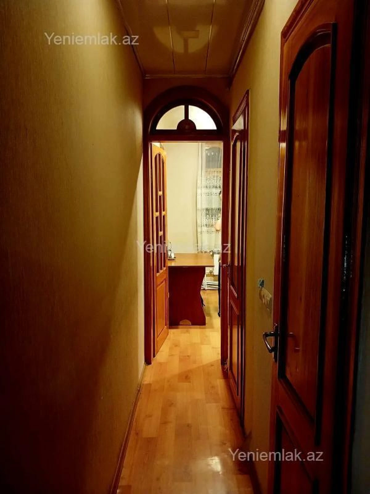 Satılır 3 otaqlı köhnə tikili 70 m²