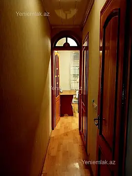 Satılır 3 otaqlı köhnə tikili 70 m²