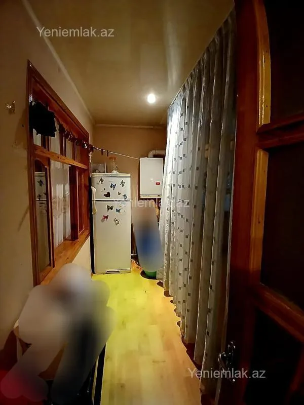 Satılır 3 otaqlı köhnə tikili 70 m²