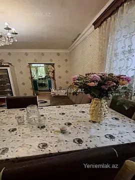 Satılır 3 otaqlı köhnə tikili 70 m²