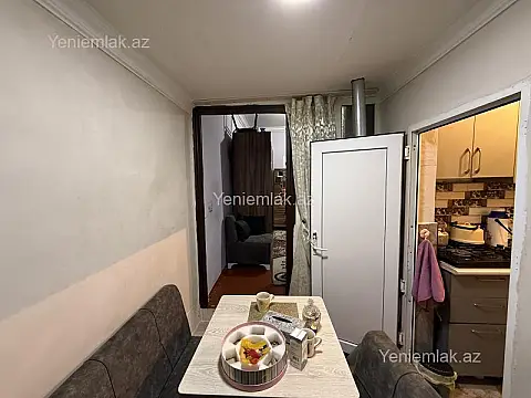 Satılır 1 otaqlı həyət evi 40 m²