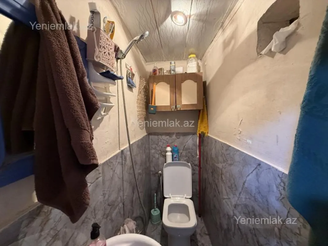 Satılır 1 otaqlı həyət evi 40 m²