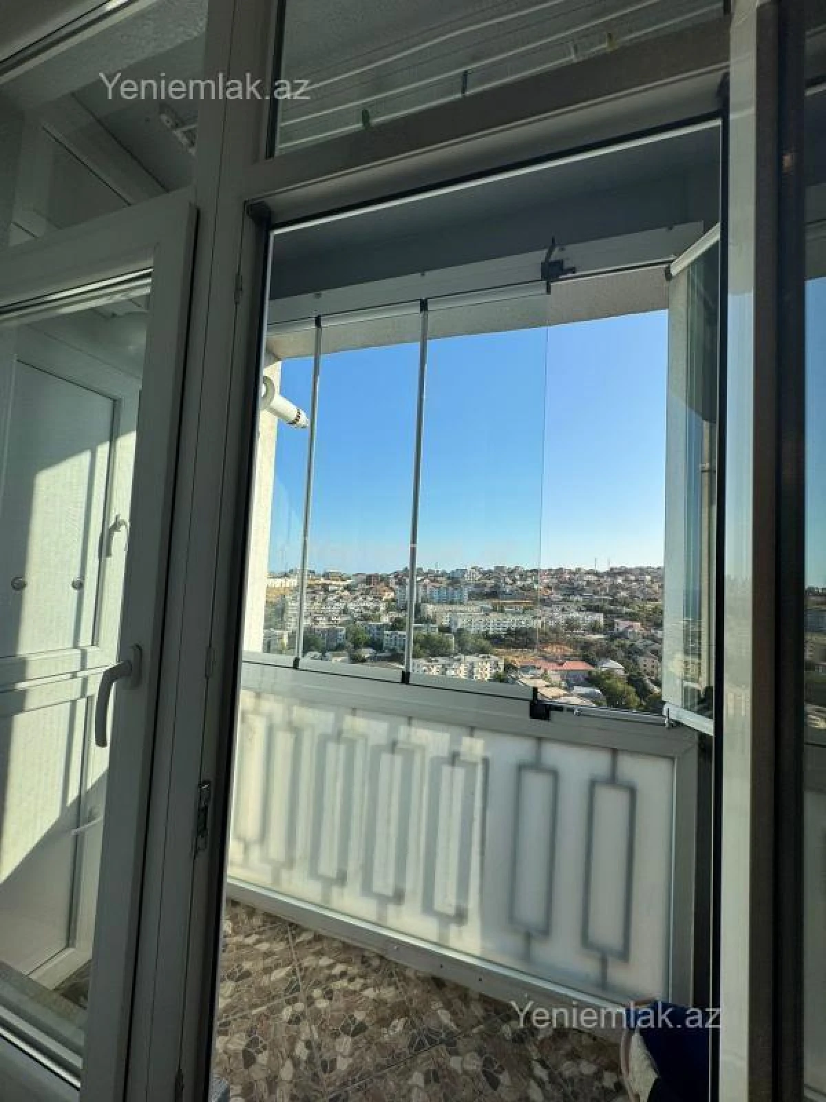 Satılır 3 otaqlı yeni tikili 130 m²