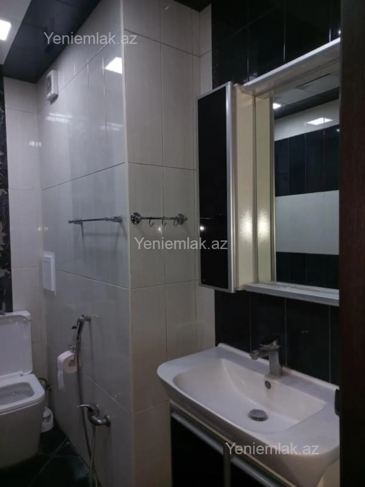 Satılır 2 otaqlı yeni tikili 70 m²