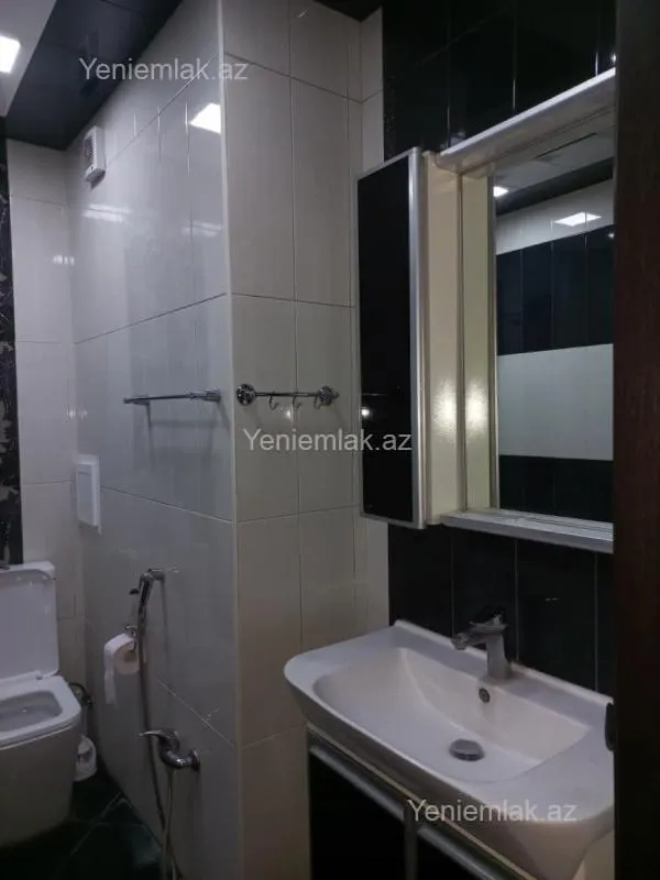 Satılır 2 otaqlı yeni tikili 70 m²