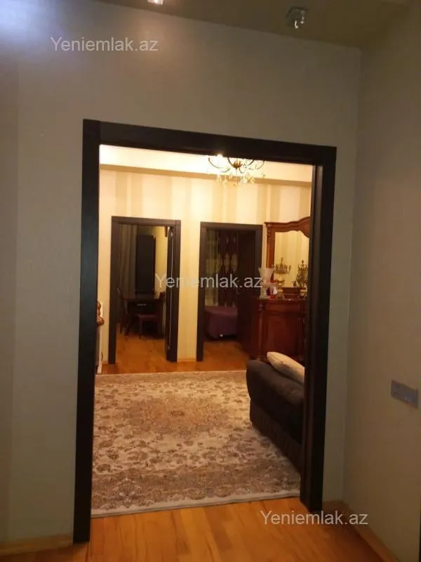 Satılır 2 otaqlı yeni tikili 70 m²