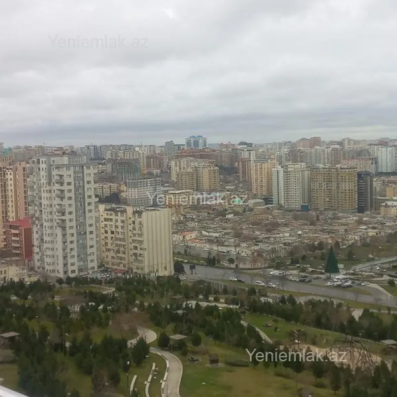 Satılır 4 otaqlı yeni tikili 165 m²