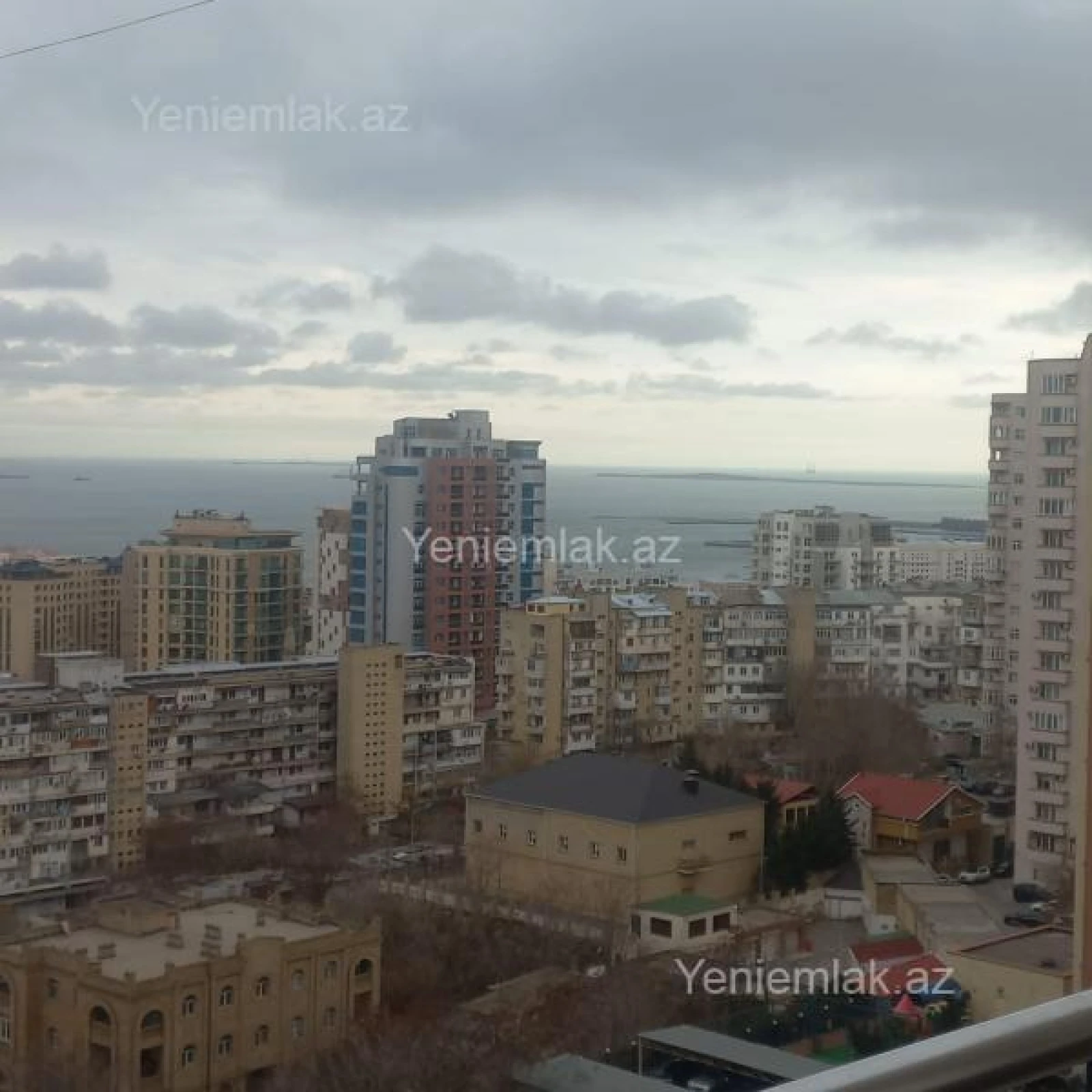 Satılır 4 otaqlı yeni tikili 165 m²