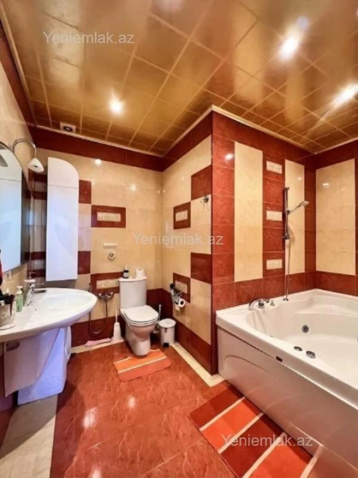 Satılır 4 otaqlı yeni tikili 165 m²