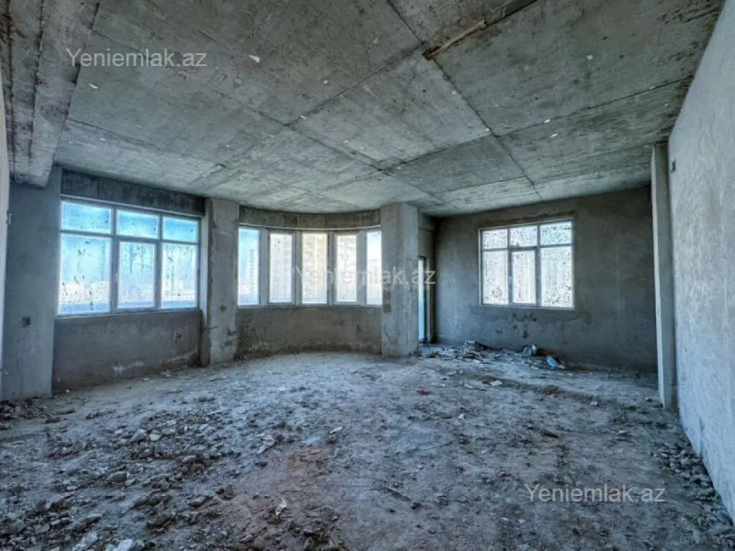 Satılır 4 otaqlı yeni tikili 214 m²