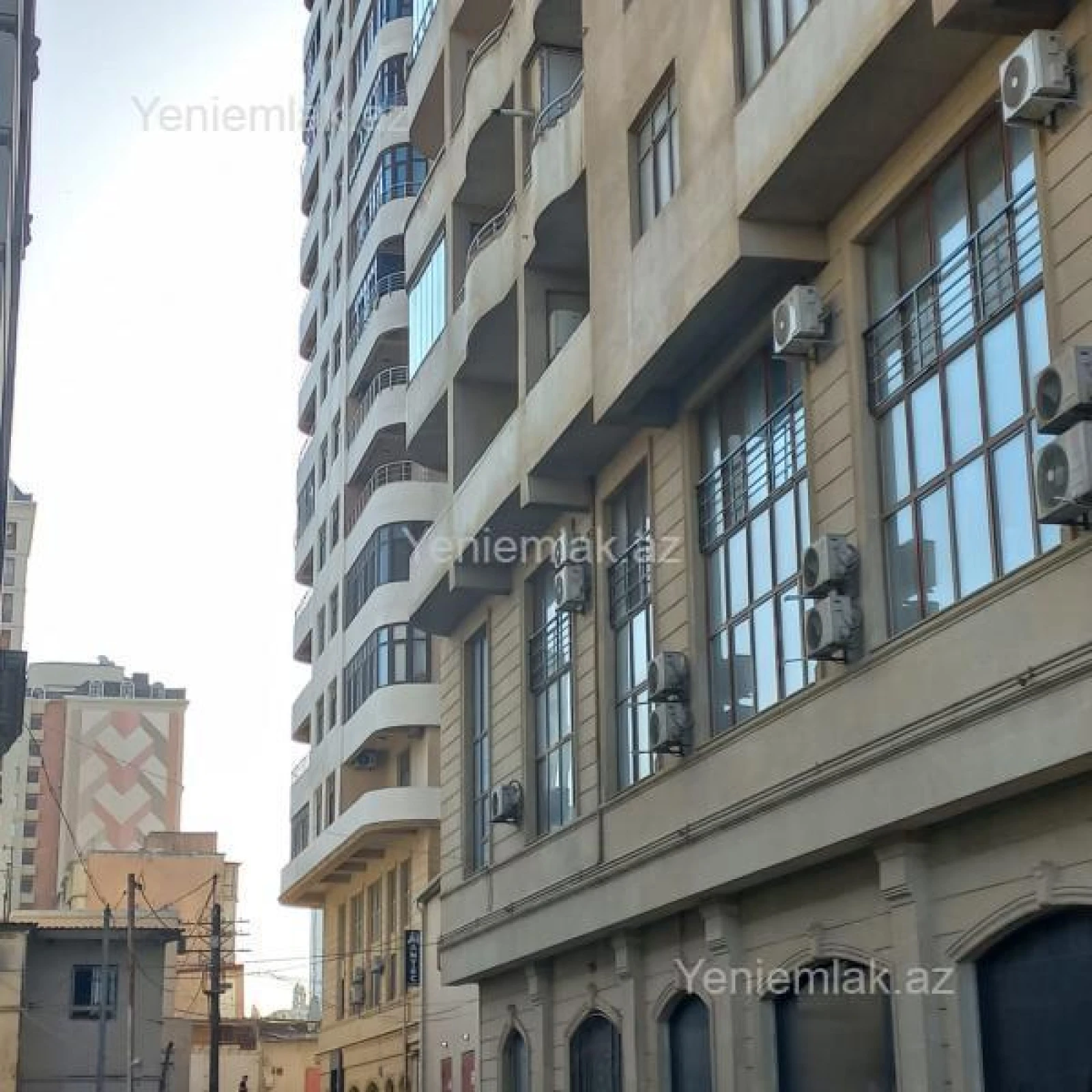 Satılır 4 otaqlı yeni tikili 214 m²