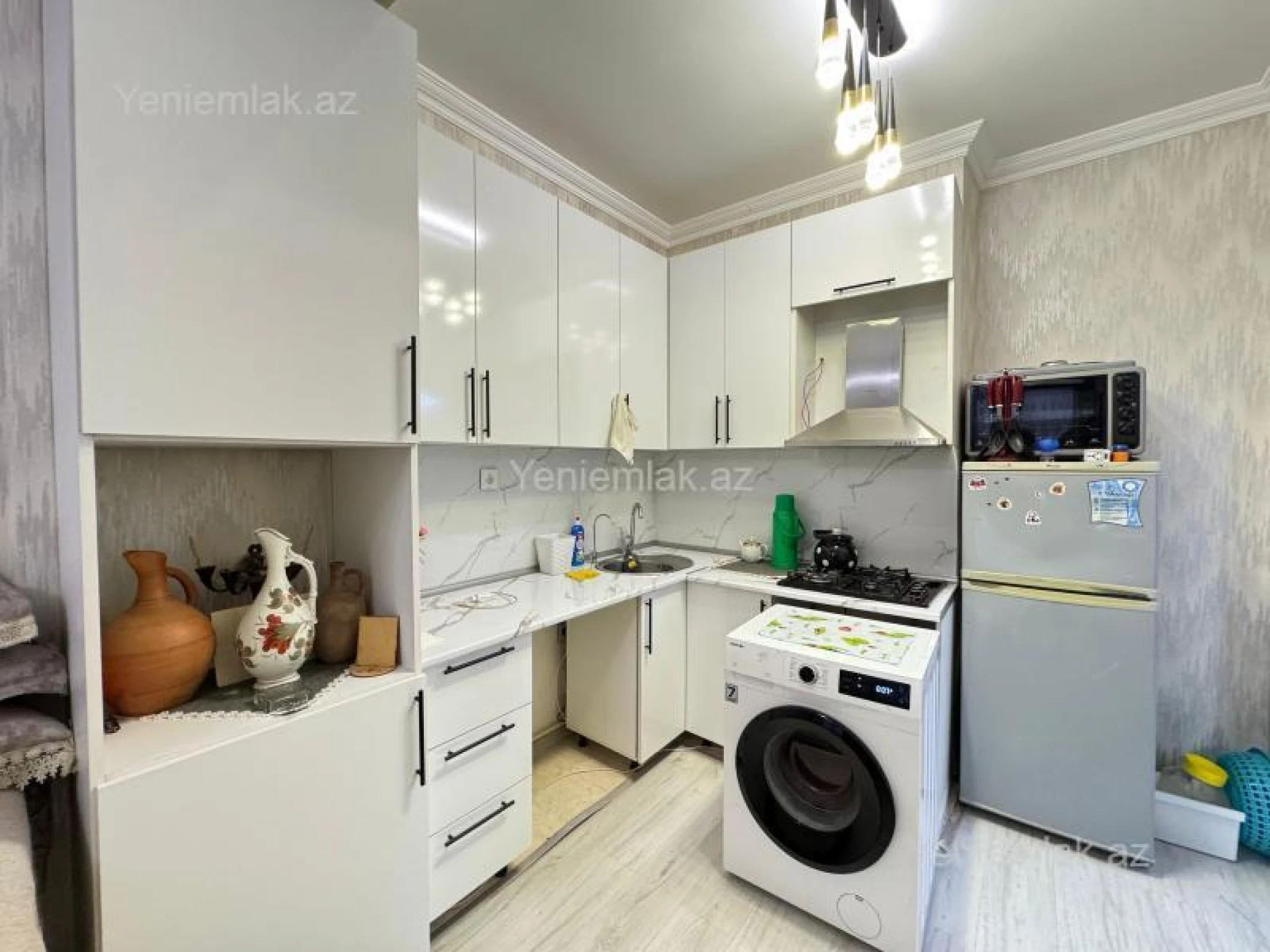 Satılır 2 otaqlı yeni tikili 72 m²