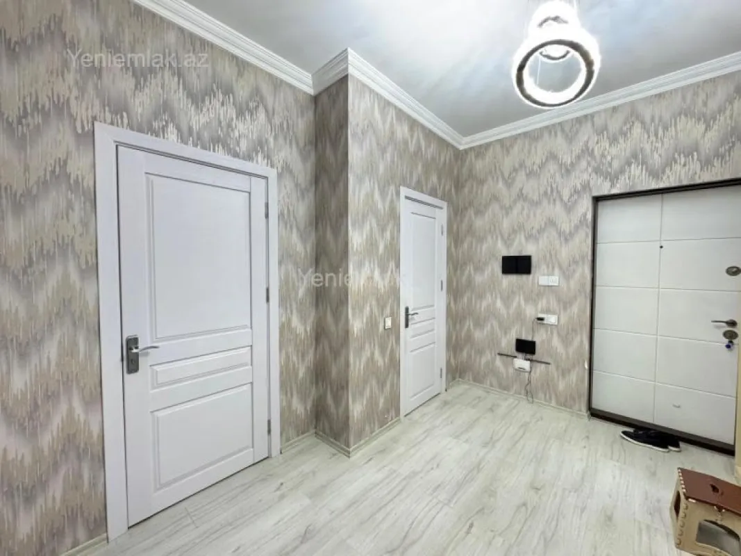 Satılır 2 otaqlı yeni tikili 72 m²