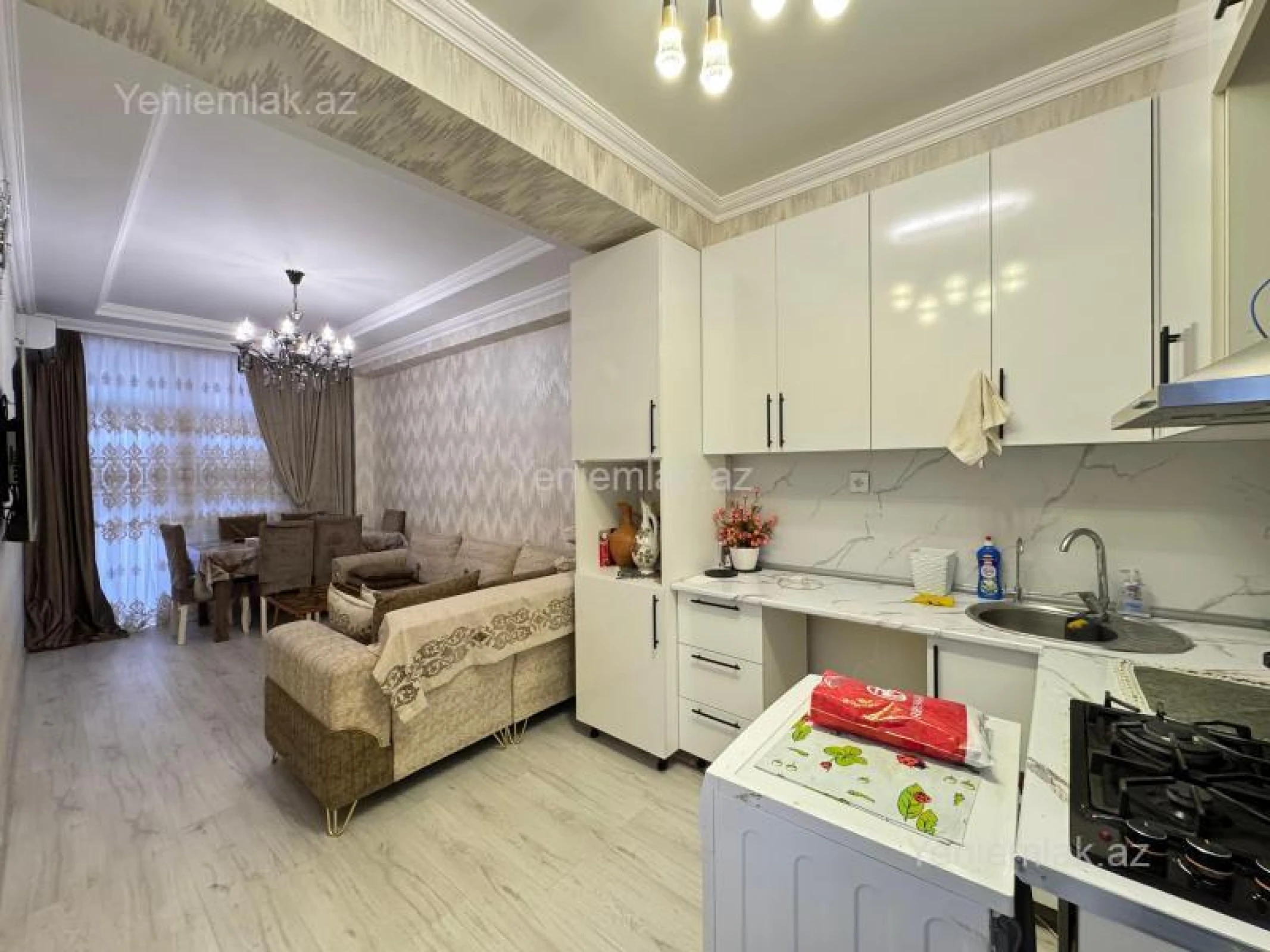 Satılır 2 otaqlı yeni tikili 72 m²