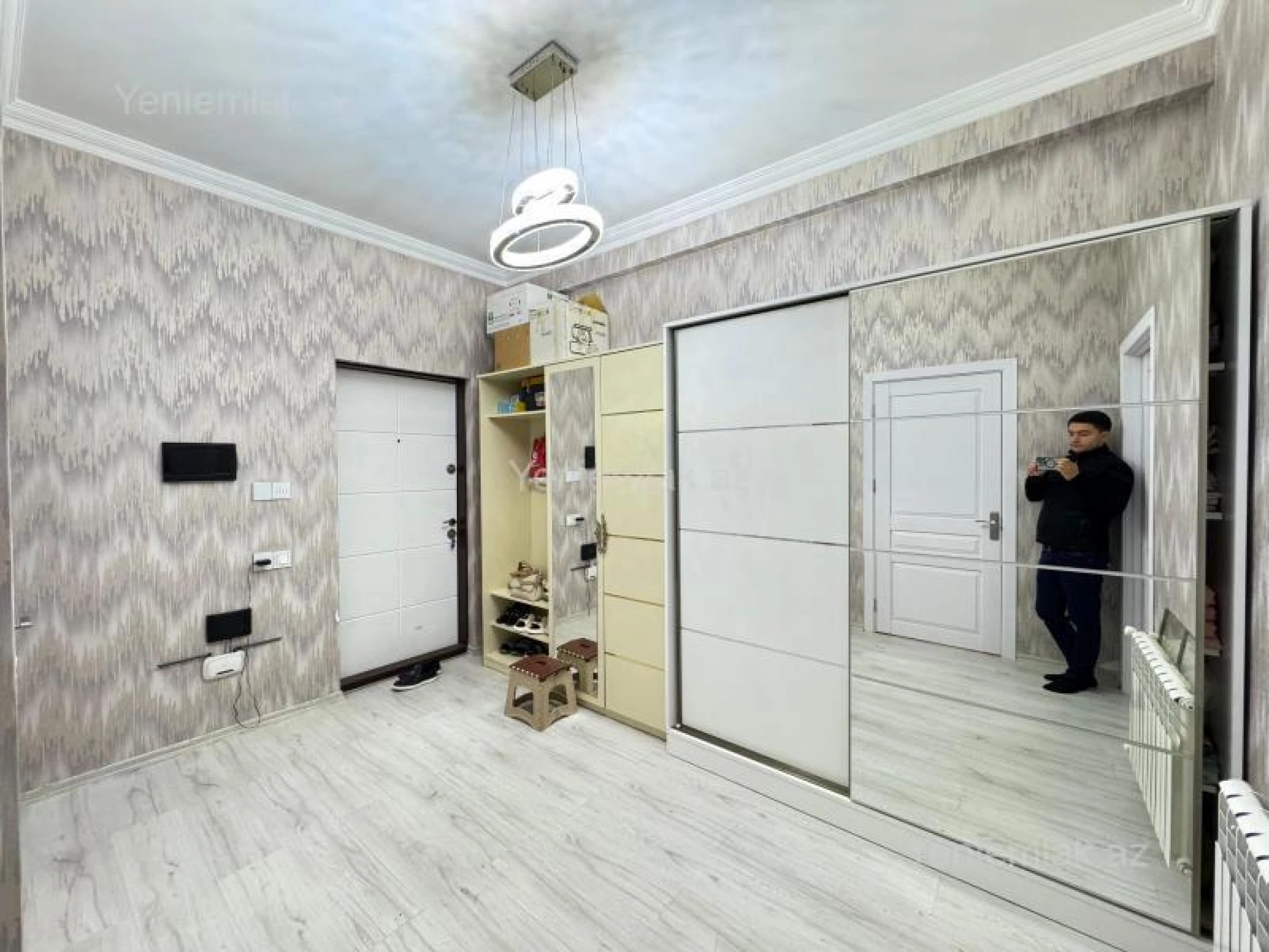 Satılır 2 otaqlı yeni tikili 72 m²