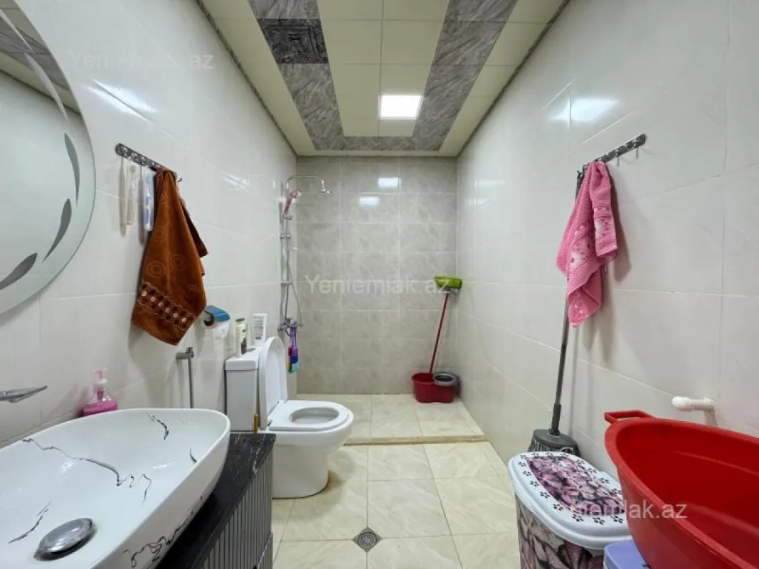 Satılır 2 otaqlı yeni tikili 72 m²