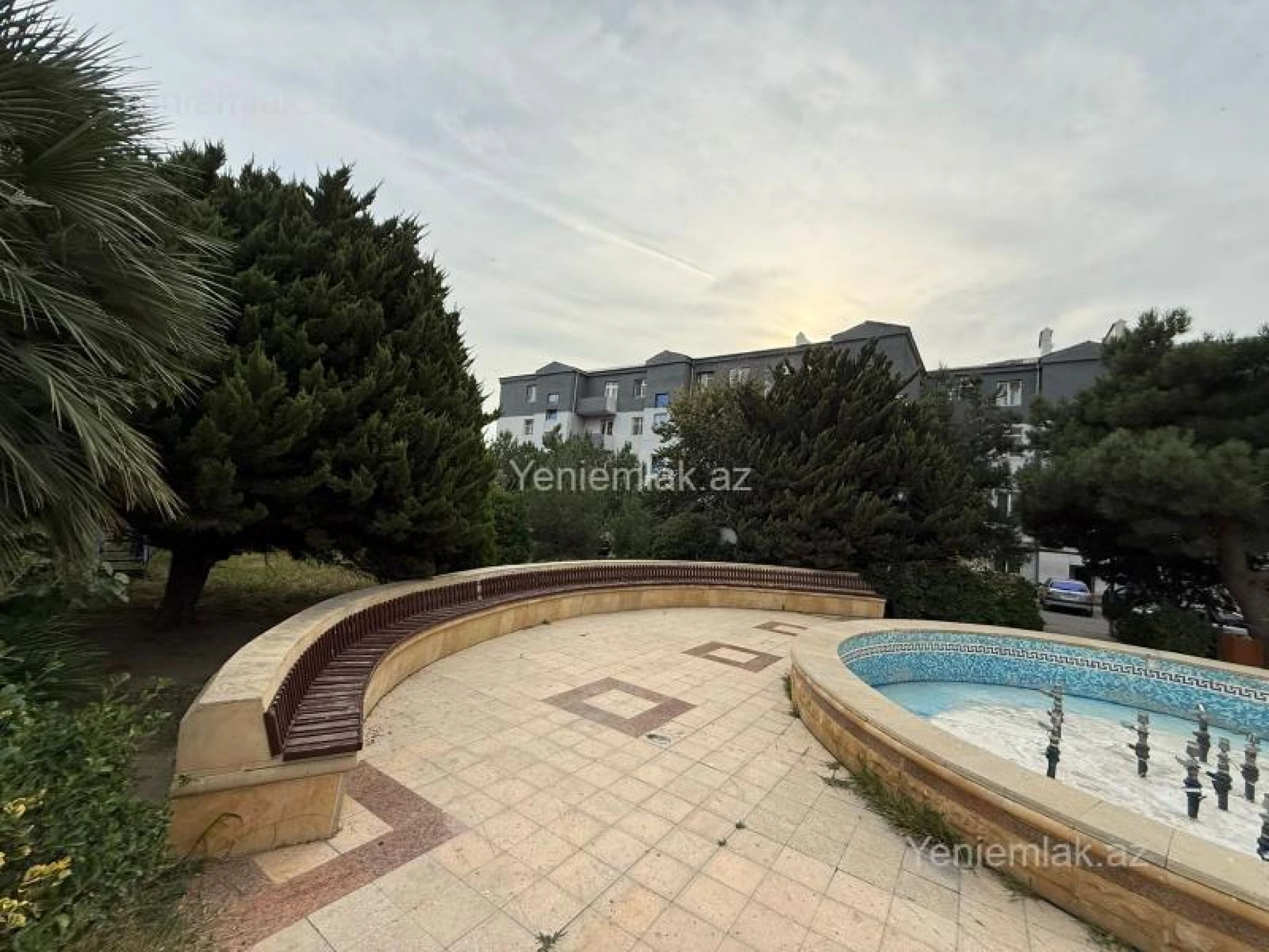 Satılır 2 otaqlı köhnə tikili 45 m²