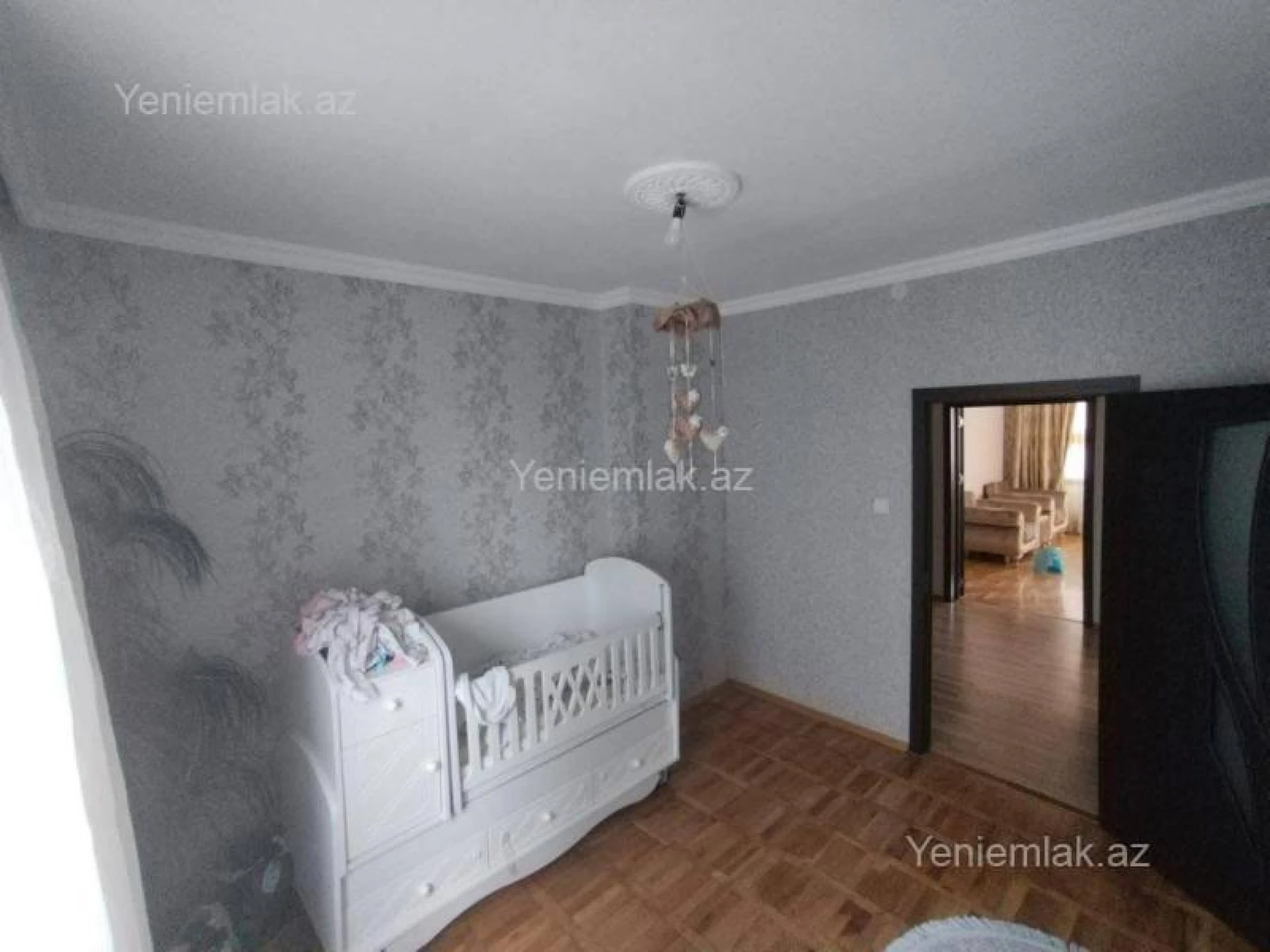 Satılır 5 otaqlı yeni tikili 170 m²