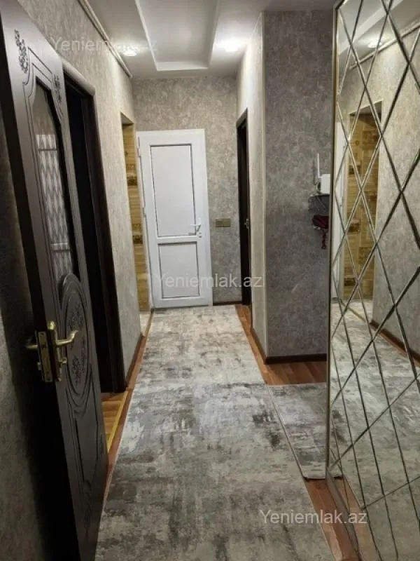 Satılır 3 otaqlı köhnə tikili 70 m²