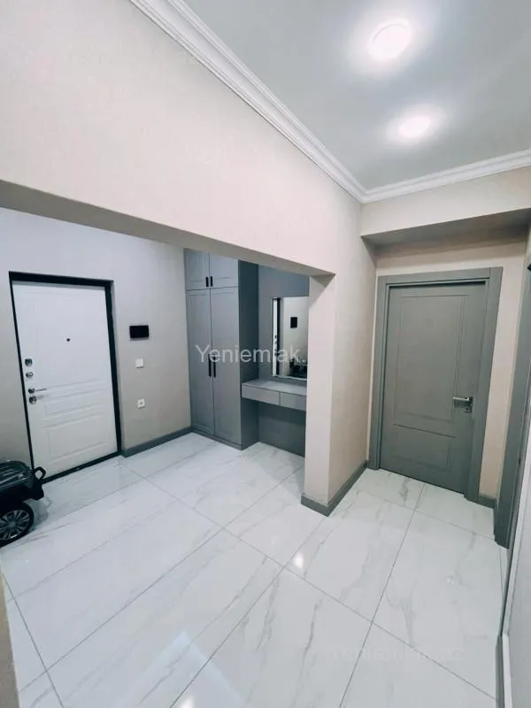 Satılır 2 otaqlı yeni tikili 61 m²