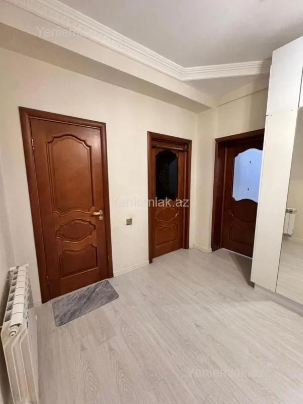 Satılır 3 otaqlı yeni tikili 76 m²