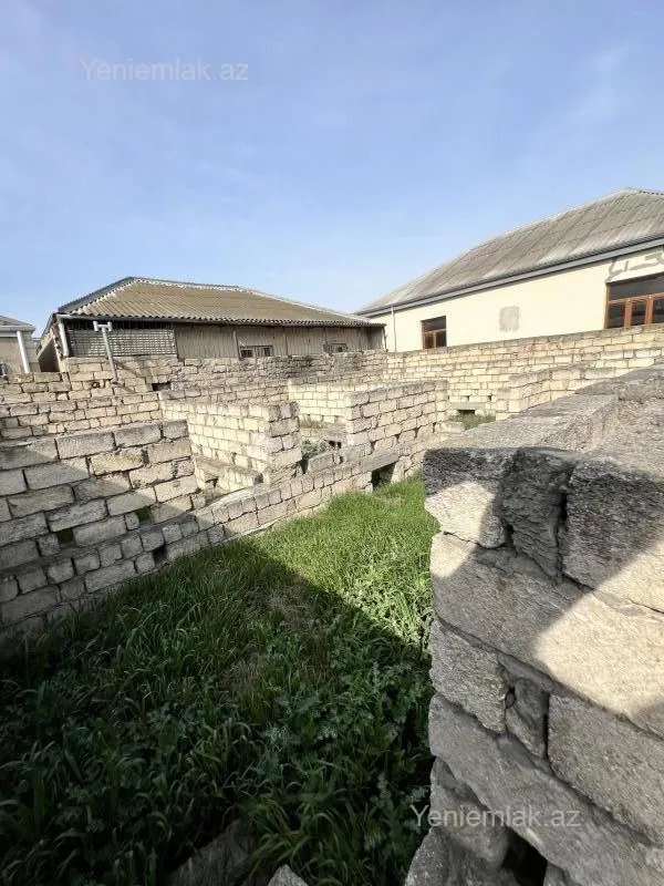 Satılır obyekt 370 m²