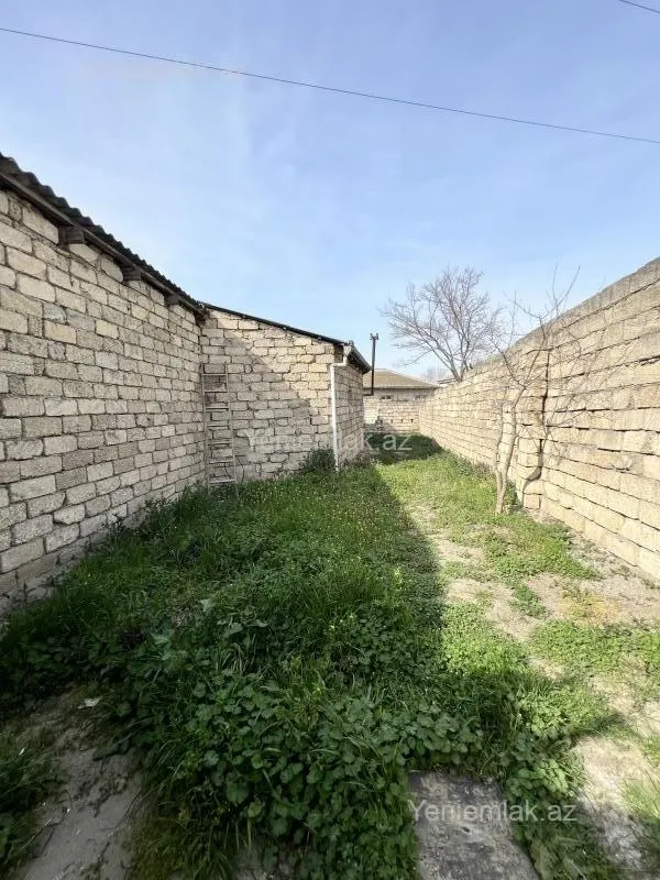 Satılır obyekt 370 m²