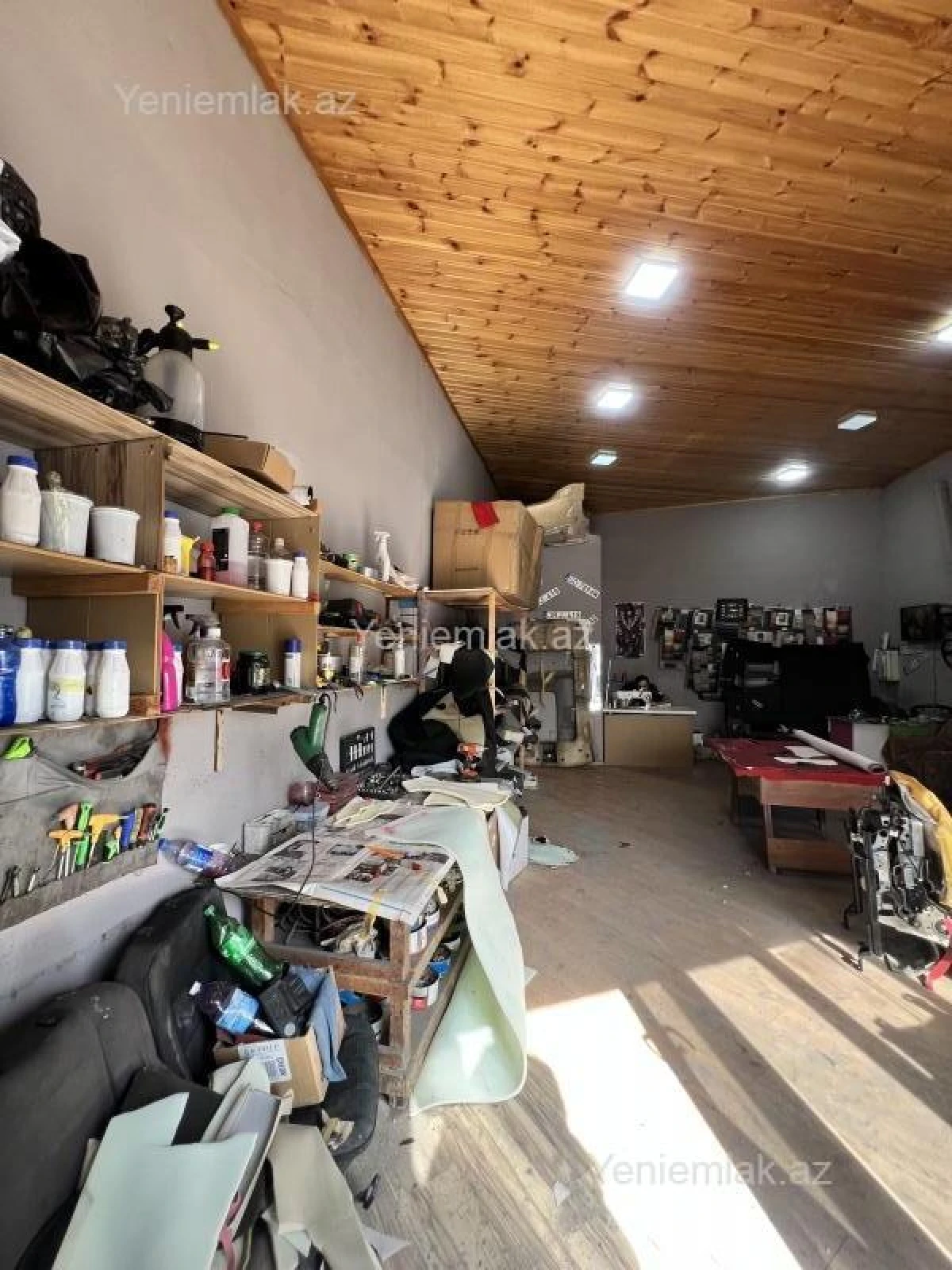 Satılır obyekt 370 m²