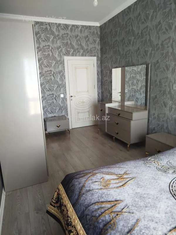 Satılır 3 otaqlı yeni tikili 70 m²