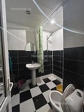 Satılır 2 otaqlı köhnə tikili 45 m²